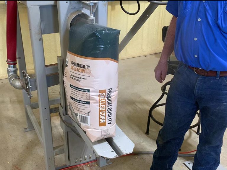 Grain Bagging System fills 50 lb. Bags with Shelled Corn