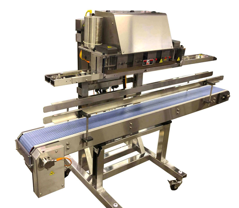 Pet food continuous bag and pouch sealer with nitrogen gas flush system