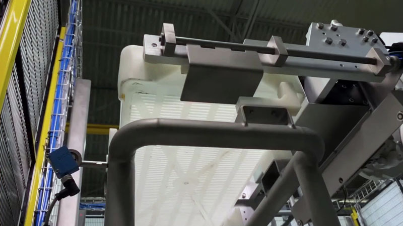 Tray Handling and Loading