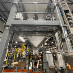 200-cubic-foot-stainless-steel-hopper-pantsleg-design-over-duplex-net-weigh-bagger-002