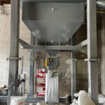 87 cubic foot hopper with mechanical gross weigh bagging scale