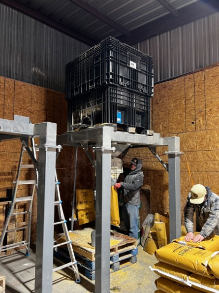 Probox seed box above mechanical open mouth bagging machine